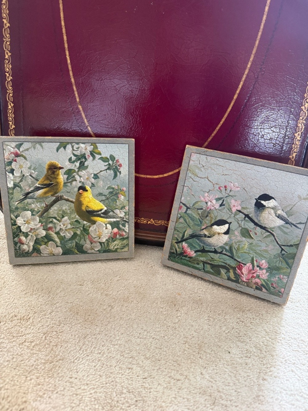 Set of 2 Bird Floral Wall Plaques - Yellow & Black/White